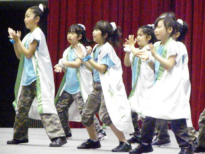 2010年3月21日、第15回川崎市青少年フェスティバルに「夢桜」「かわさき向魂」「SAKADO WINDS」が参加しました。